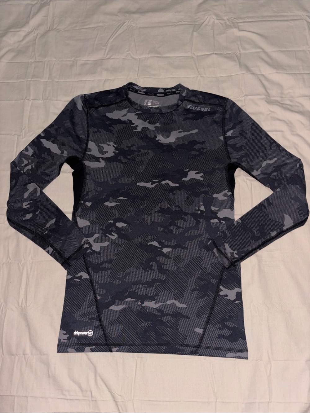 Russell Athletic Men’s Long-Sleeve Camo Performance Tee - Black & Gray
